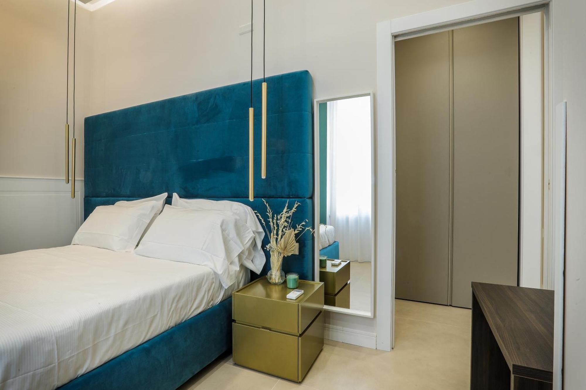 Conte Relais Suite نابولي المظهر الخارجي الصورة