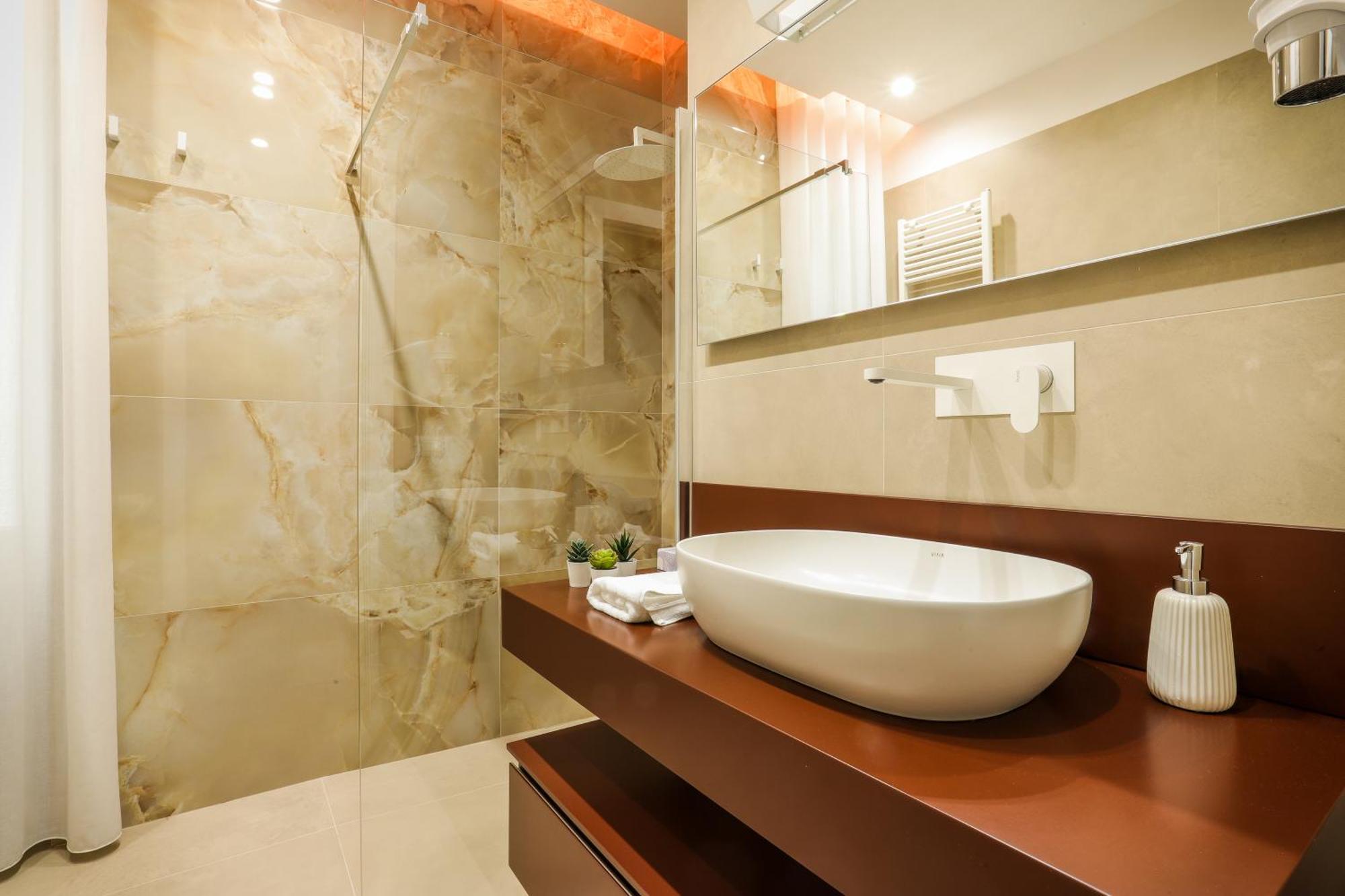 Conte Relais Suite نابولي المظهر الخارجي الصورة